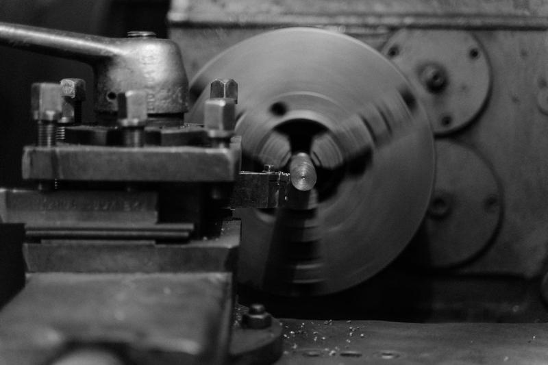 Usinagem CNC Moldes: Precisão e Qualidade